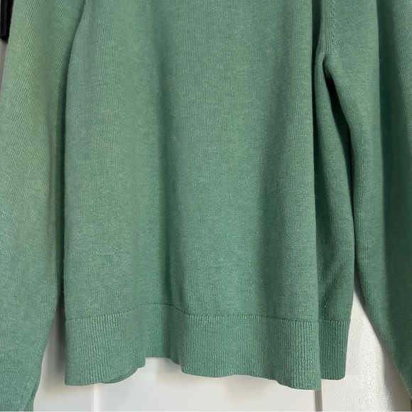 J Crew Cotton Cashmere Blend Green Sweater, Size Medium - Picture 8 of 9